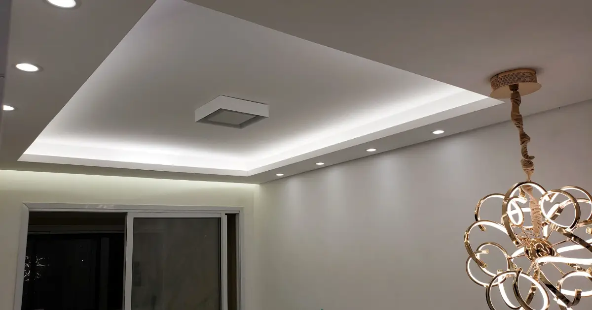 moldura e sanca de gesso no rio de janeiro